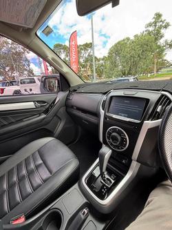 2018 Isuzu MU-X LS-T