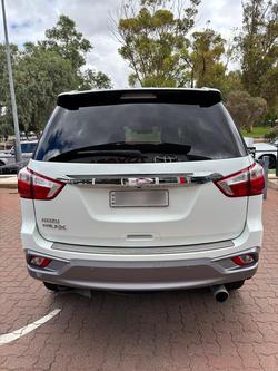 2018 Isuzu MU-X LS-T