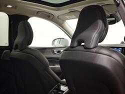 2025 Volvo XC60 Ultra B5 Bright