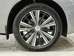 2025 Volvo XC60 Ultra B5 Bright