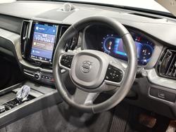 2025 Volvo XC60 Ultra B5 Bright