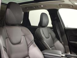 2025 Volvo XC60 Ultra B5 Bright