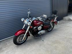 1997 Kawasaki Vulcan 1500 (VN1500) Vulcan Red
