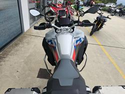 2024 BMW Motorrad F 900 GS ADVENTURE RIDE PRO White