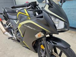 2015 Honda CBR300R Black