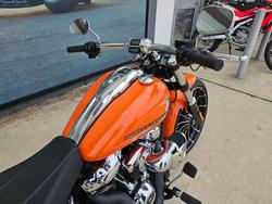 2023 HARLEY-DAVIDSON FXBR BREAKOUT (117) Orange