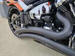 2023 HARLEY-DAVIDSON FXBR BREAKOUT (117) Orange