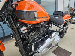 2023 HARLEY-DAVIDSON FXBR BREAKOUT (117) Orange