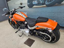2023 HARLEY-DAVIDSON FXBR BREAKOUT (117) Orange