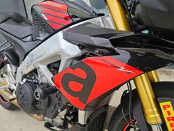 2017 APRILIA TUONO V4 RR Black