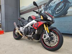 2017 APRILIA TUONO V4 RR Black