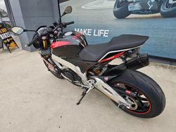 2017 APRILIA TUONO V4 RR Black