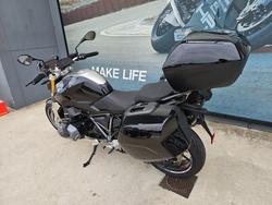 2024 BMW Motorrad R 1250 R Black