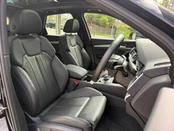 2025 Audi Q5 40 TDI Sport