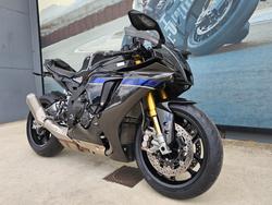 2024 Yamaha YZF-R1 M Silver
