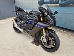 2024 Yamaha YZF-R1 M Silver