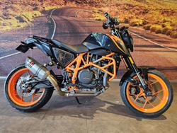 KTM 690 Duke R
