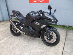 2025 Kawasaki NINJA 500 BLACK