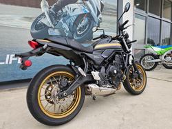 2025 Kawasaki Z650 RS Black
