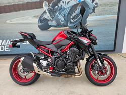 Kawasaki Z900 (ZR900)