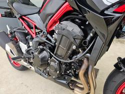 2024 Kawasaki Z900 (ZR900) Red