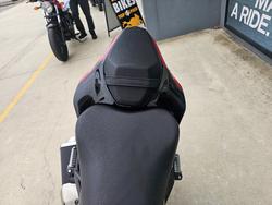 2024 Kawasaki Z900 (ZR900) Red