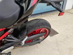 2024 Kawasaki Z900 (ZR900) Red