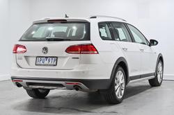 2019 Volkswagen Golf Alltrack 132TSI Premium 7.5 MY19.5 Four Wheel Drive Pure White