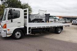 2013 Hino 500 Series FC1022 Medium WHITE