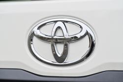 2025 Toyota Hiace GDH300R French Vanilla