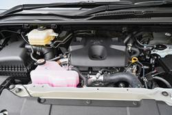 2025 Toyota Hiace GDH300R French Vanilla