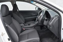 2019 Honda HR-V VTi-S MY19 Taffeta White