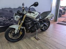 2012 Triumph STREET TRIPLE WHITE