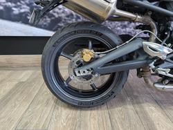 2012 Triumph STREET TRIPLE WHITE