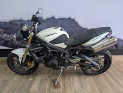 2012 Triumph STREET TRIPLE WHITE
