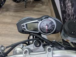 2012 Triumph STREET TRIPLE WHITE