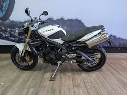 2012 Triumph STREET TRIPLE WHITE