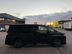 2024 Toyota Vellfire Hybrid Z Premier