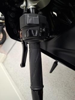 2021 YAMAHA YZF-R7LA Black