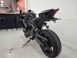2021 YAMAHA YZF-R7LA Black