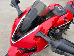 2017 Honda CBR1000RR (FIREBLADE) ABS Red