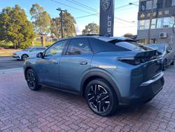 2025 Peugeot 3008 GT Premium Hybrid