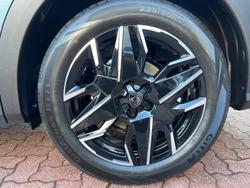 2025 Peugeot 3008 GT Premium Hybrid