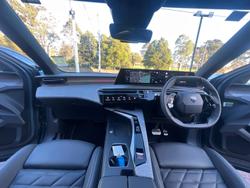 2025 Peugeot 3008 GT Premium Hybrid