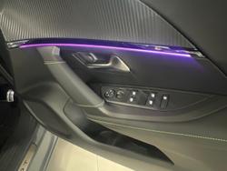 2025 Peugeot 2008 GT Hybrid