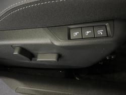 2025 Peugeot 2008 GT Hybrid