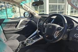 2017 Mitsubishi Pajero Sport GLX