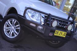 2018 Mitsubishi Pajero GLX