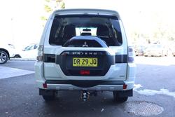 2018 Mitsubishi Pajero GLX