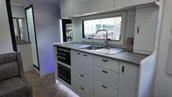 2026 Platinum 19'6 Terra Cafe